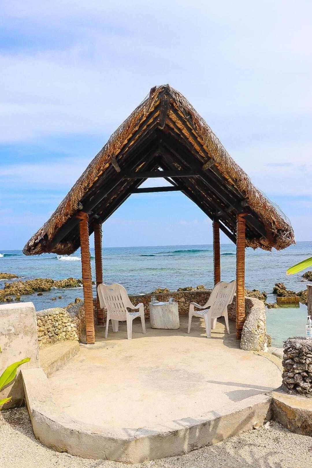 Banana Bay Beach Club Bed and Breakfast Eton Esterno foto