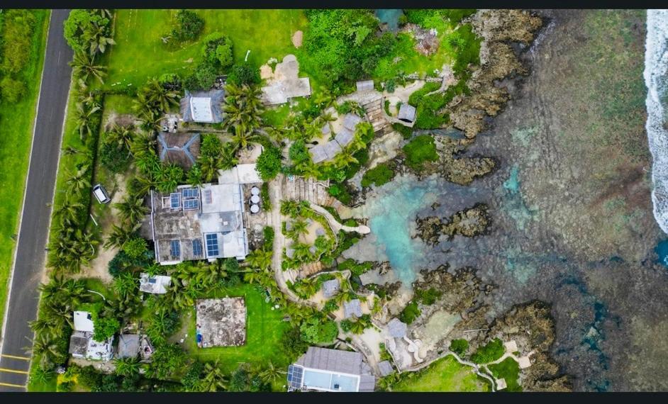 Banana Bay Beach Club Bed and Breakfast Eton Esterno foto
